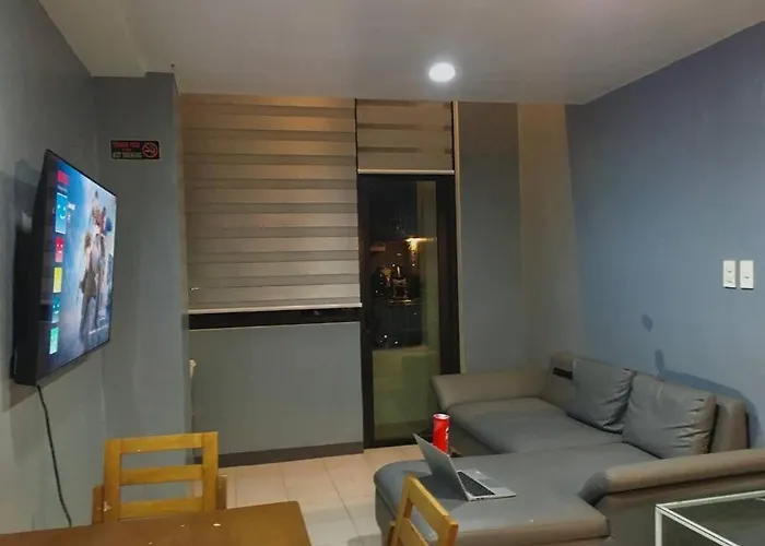 Penthouse , 1br , Loft , Wifi Up To 100mbps , Cozy Apartment *